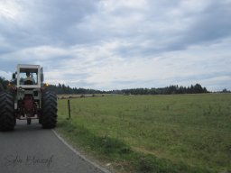 2025-07-20_Motorbike-Emotion_Encadrement-Tracteurs_Manhay
